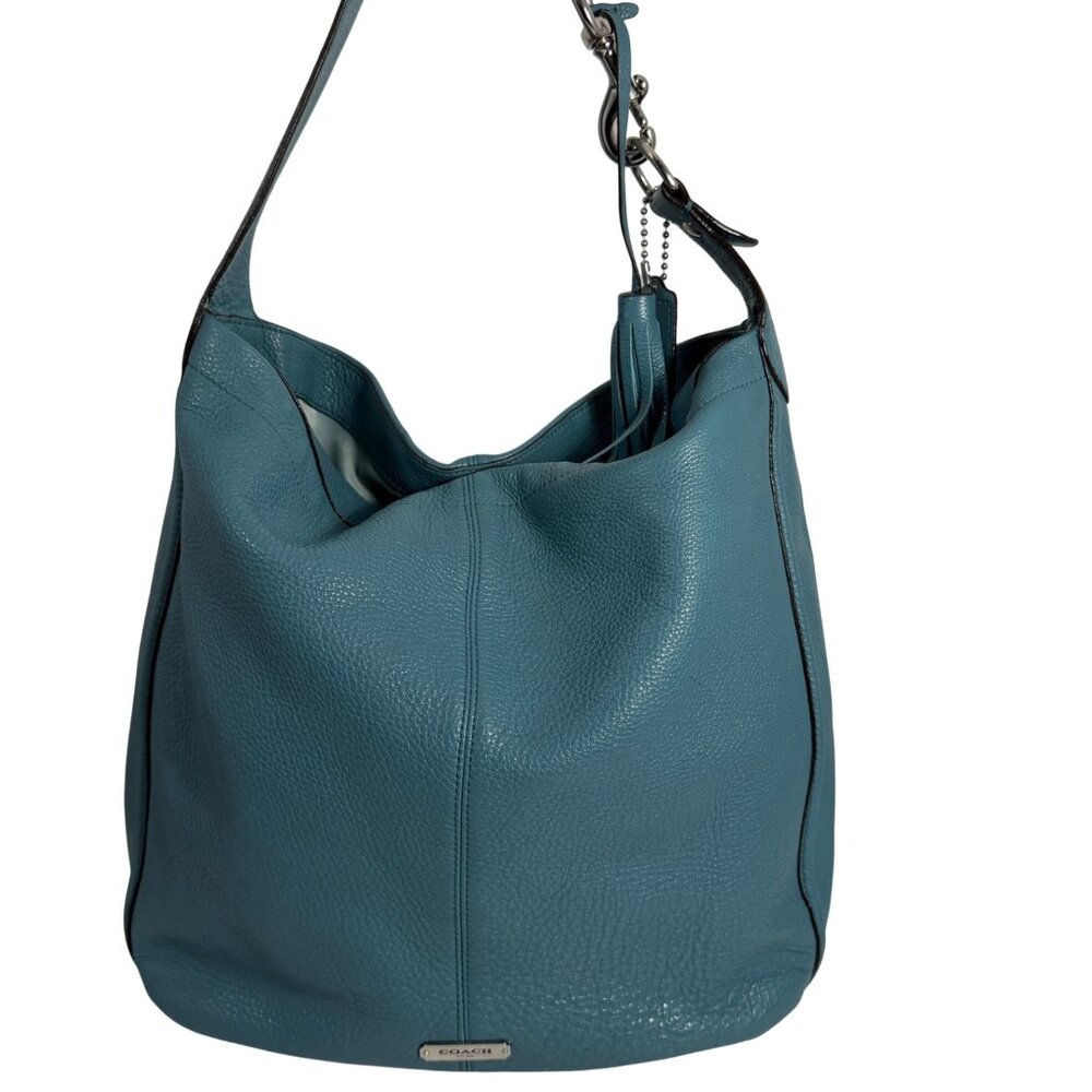 COACH Avery Pebbled Leather Tassel Hobo Shoulder Slim Bucket Bag w/ Tag F23309 - Picture 2 of 14